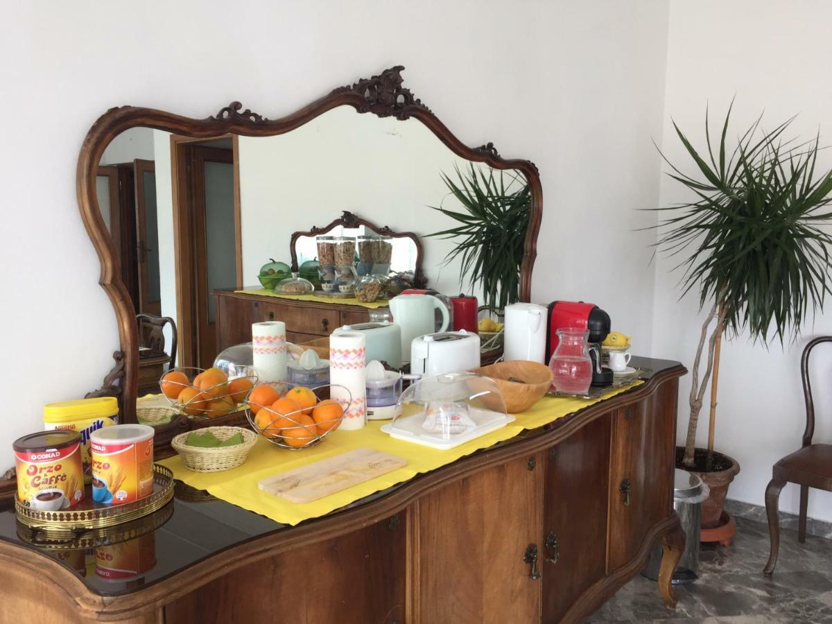 B&B Del Viaggiatore Sarzana Ngoại thất bức ảnh