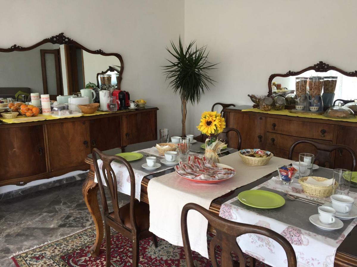 B&B Del Viaggiatore Sarzana Ngoại thất bức ảnh