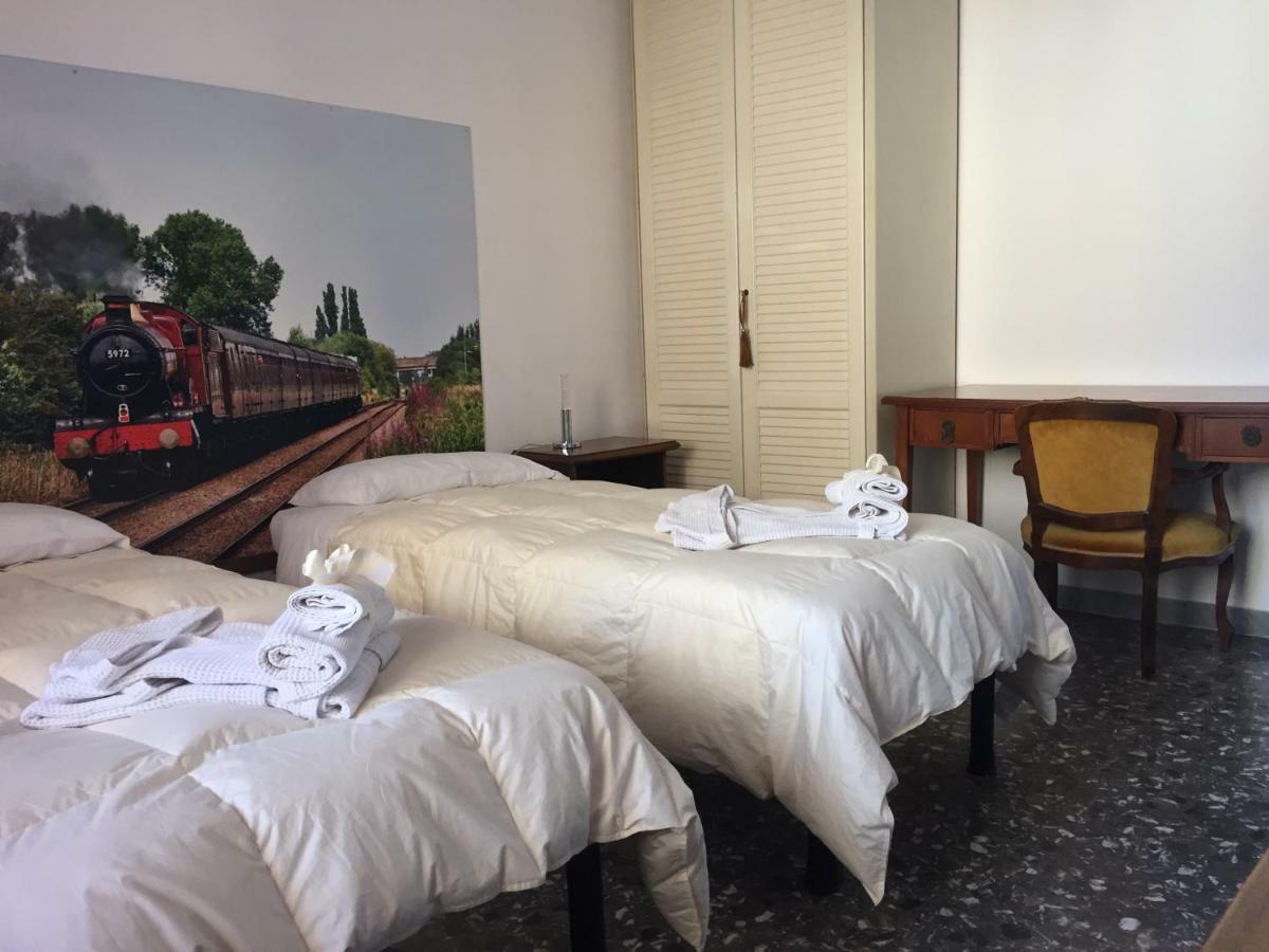 B&B Del Viaggiatore Sarzana Ngoại thất bức ảnh